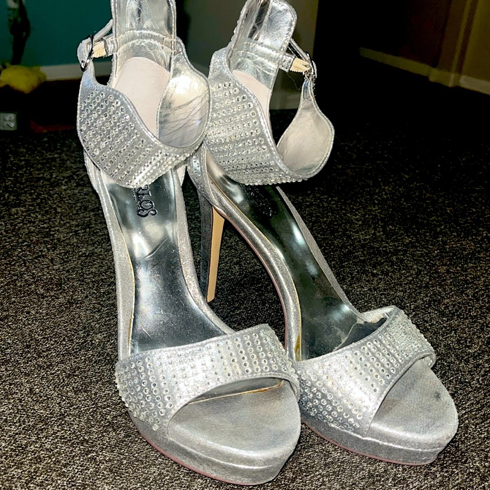 Carlos Santana Platform Heels